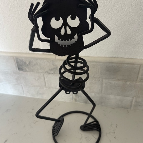 Partylite | Halloween Decor Mr. Bones and Dog Iron Candle holders - Picture 6 of 11